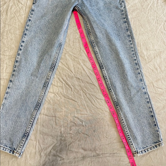 Zara Super High Rise Mom Jean - Picture 4 of 4